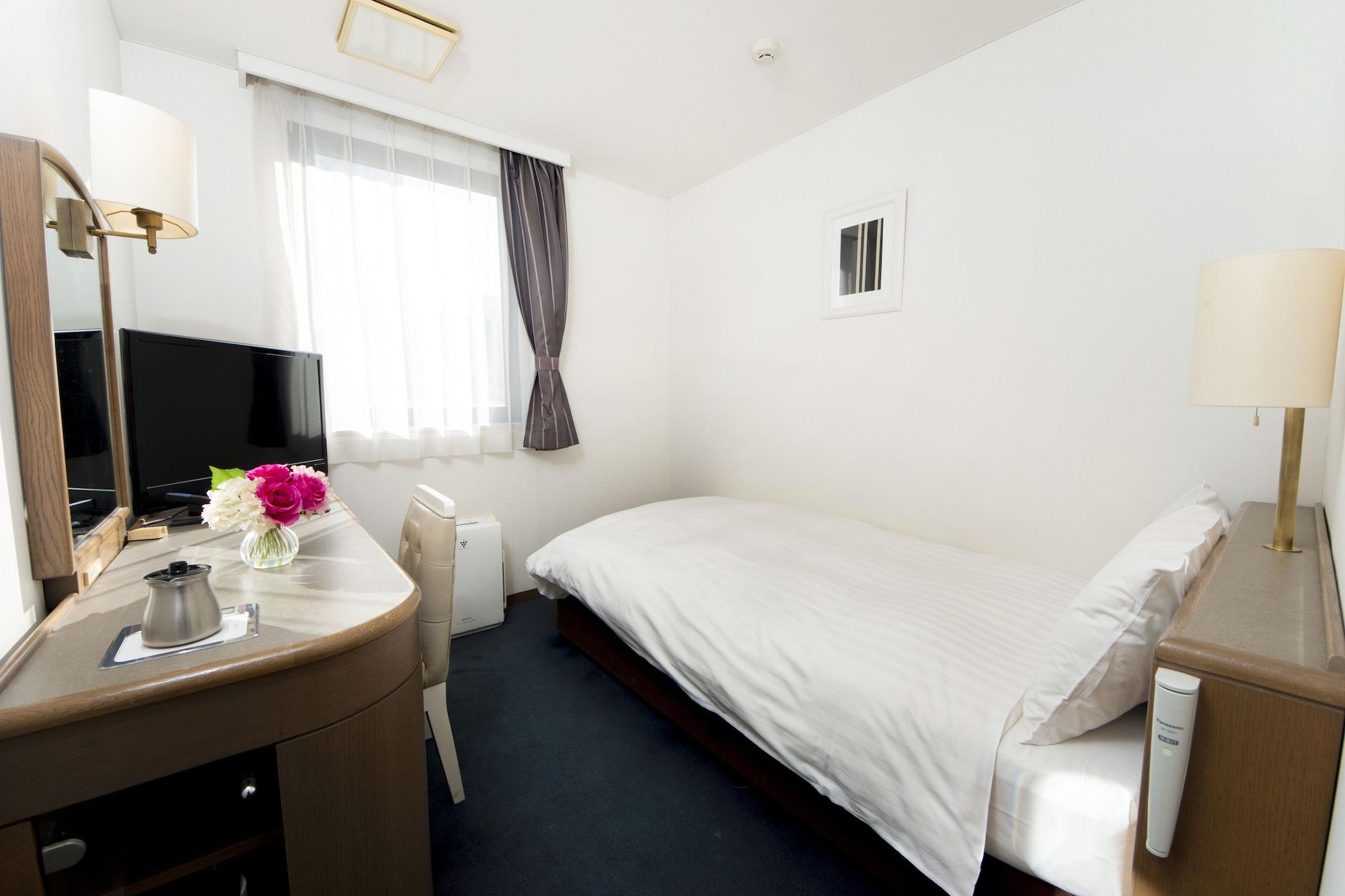 Grand Park Hotel Panex Tokyo Exterior photo